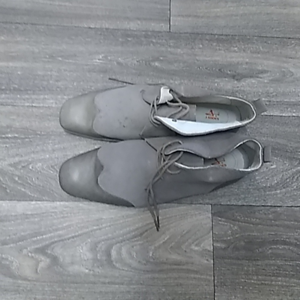 J shoes